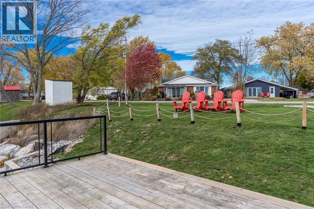 577 Edgewater Place Property Photo 33