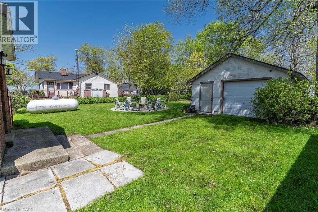 577 Edgewater Place Property Photo 44