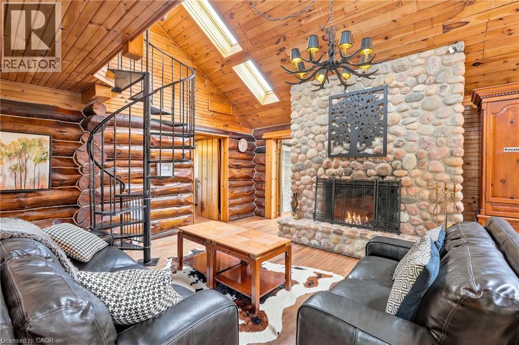678 Chantler Road Property Photo 18