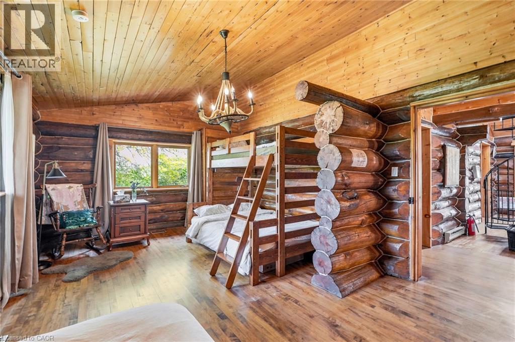 678 Chantler Road Property Photo 30