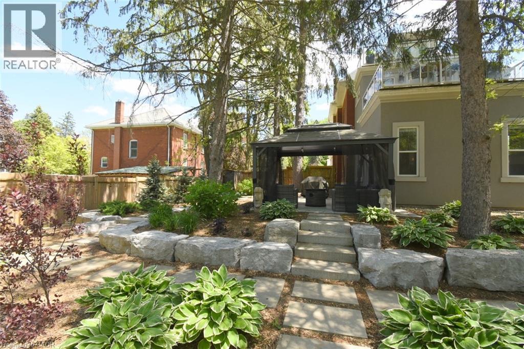 89 Lynden Road Property Photo 3