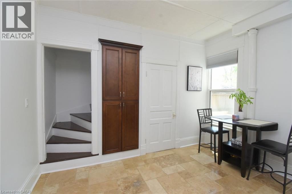 89 Lynden Road Property Photo 9