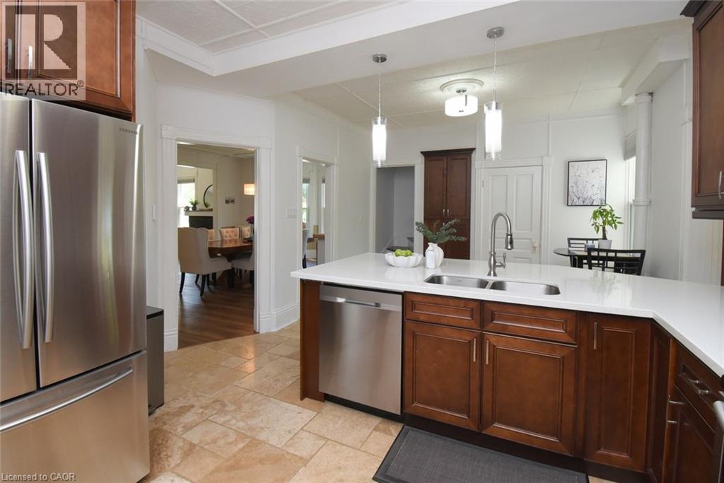 89 Lynden Road Property Photo 10