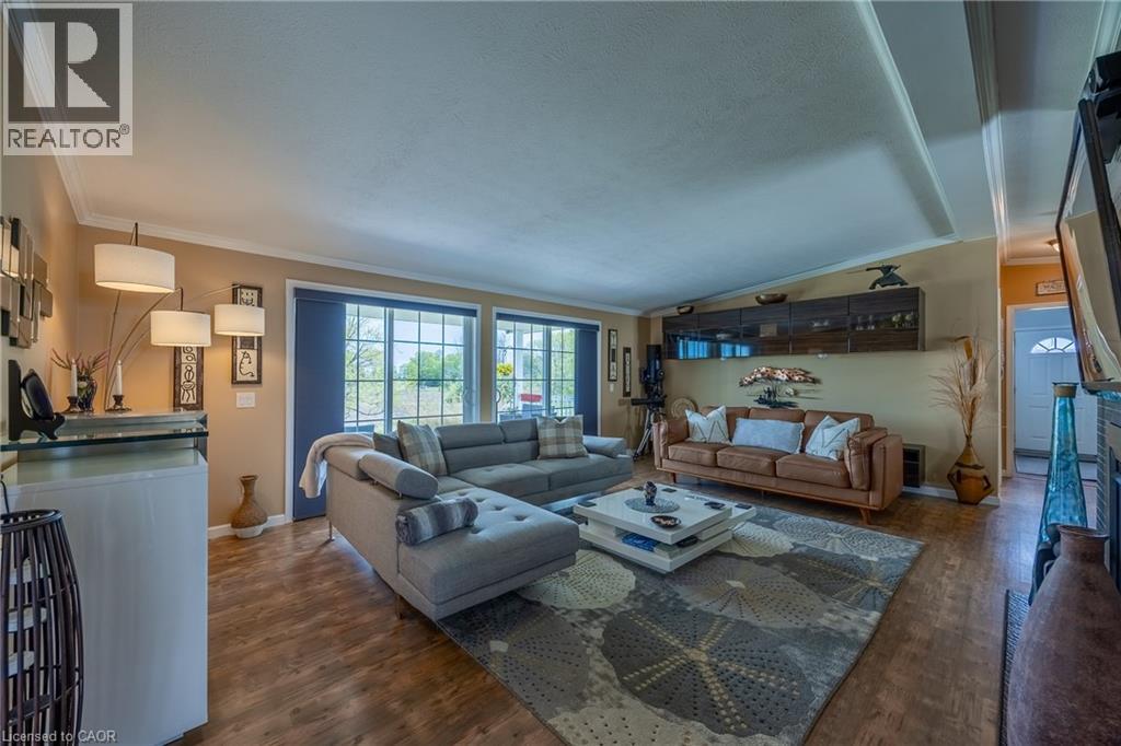 2 Hickory Hollow Property Photo 12