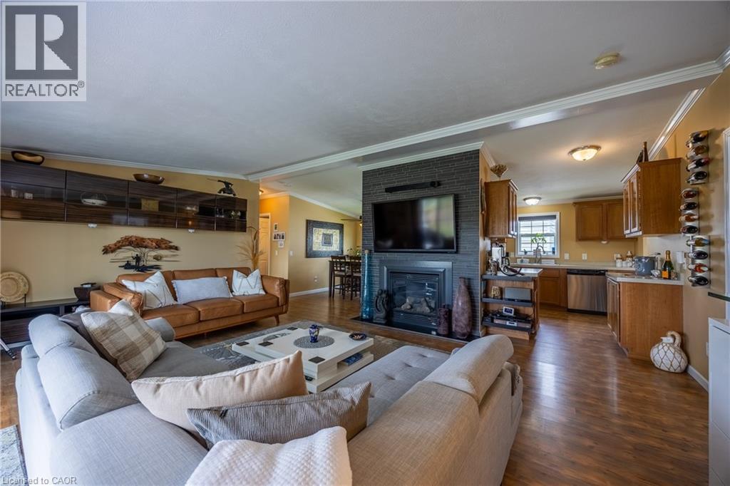 2 Hickory Hollow Property Photo 13