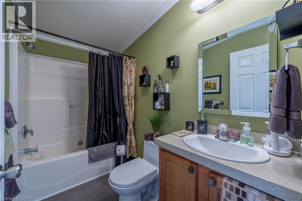 2 Hickory Hollow Property Photo 21