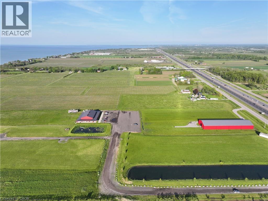 4581 Service Road N Property Photo 16