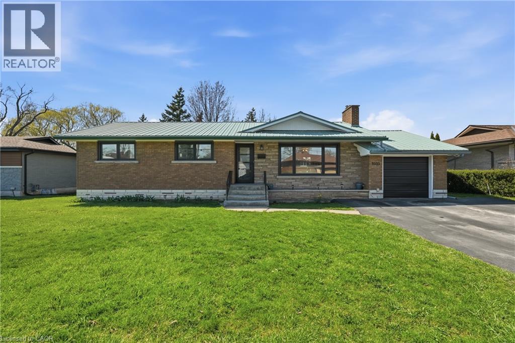 3533 Dorchester Road Property Photo 1