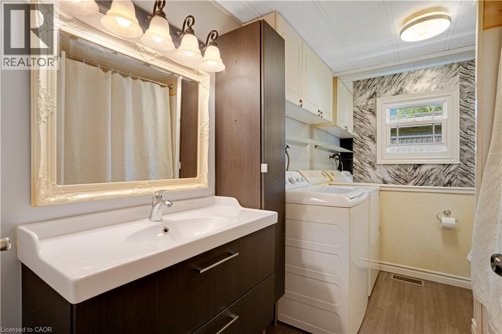 120 Maple Crescent Property Photo 23