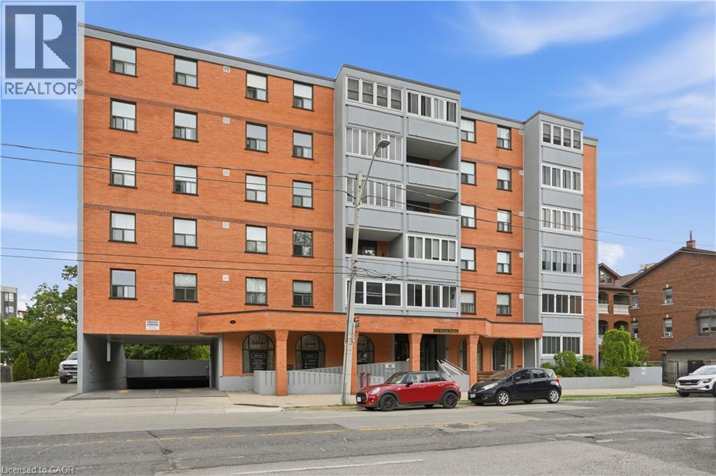 23 Main Street Unit# 404 Property Photo 2