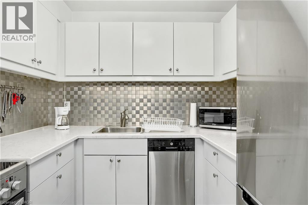 23 Main Street Unit# 404 Property Photo 11