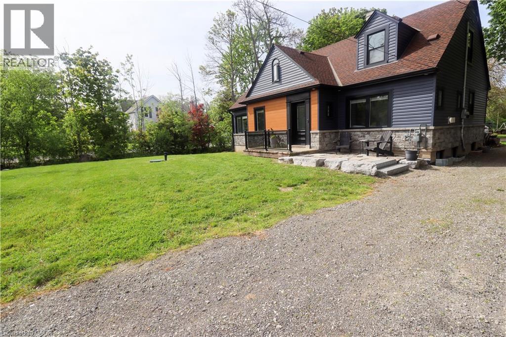 1429 Highway No 8 Property Photo 3