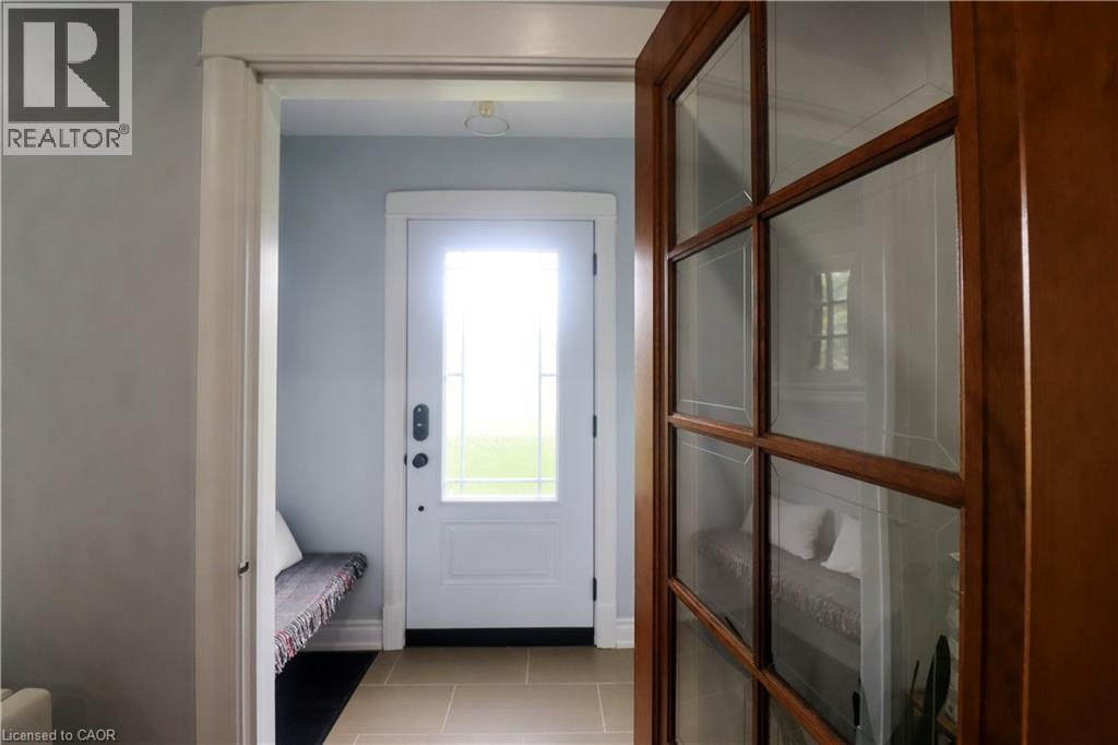 1429 Highway No 8 Property Photo 5