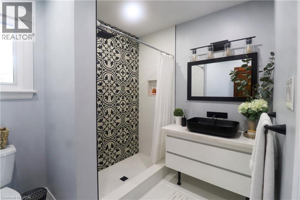 1429 Highway No 8 Property Photo 19