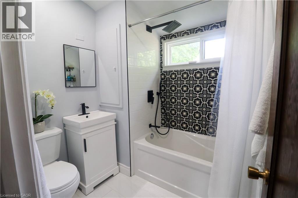 1429 Highway No 8 Property Photo 30