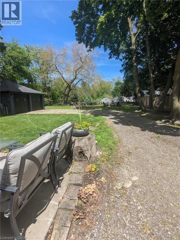 1429 Highway No 8 Property Photo 37