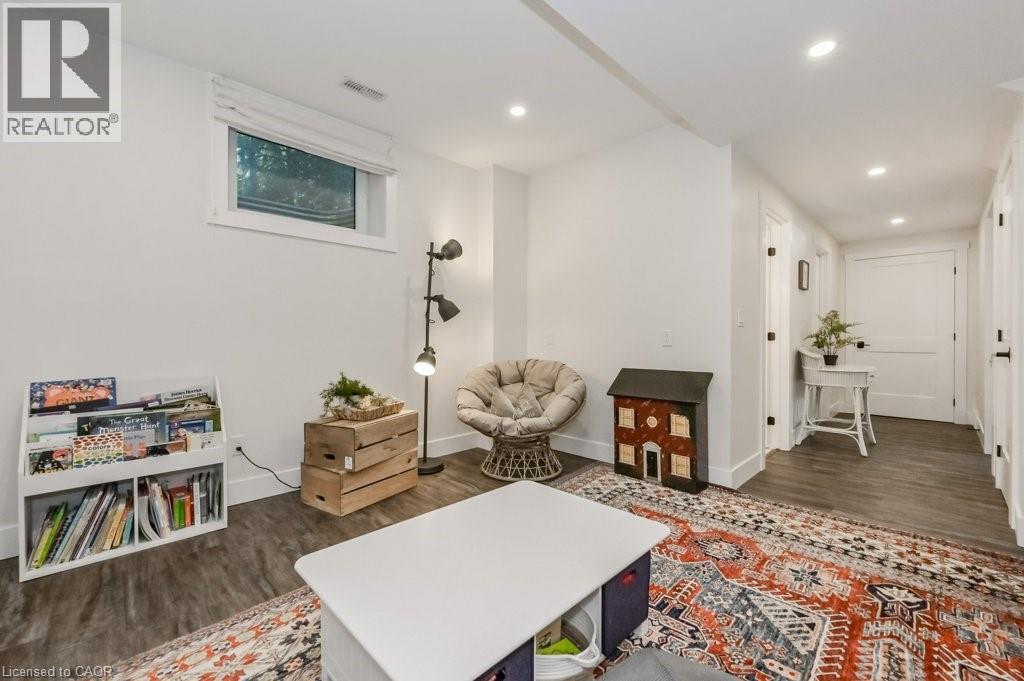 245 Geddes Street Property Photo 40