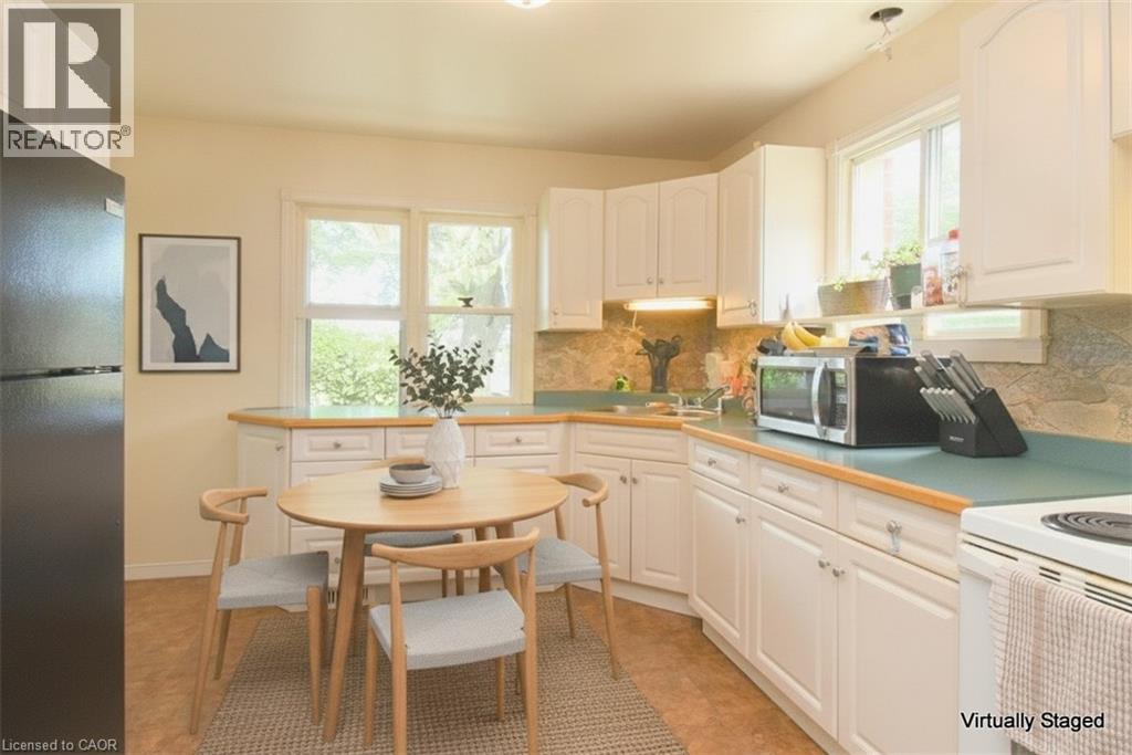 7381 Airport Road E Property Photo 13