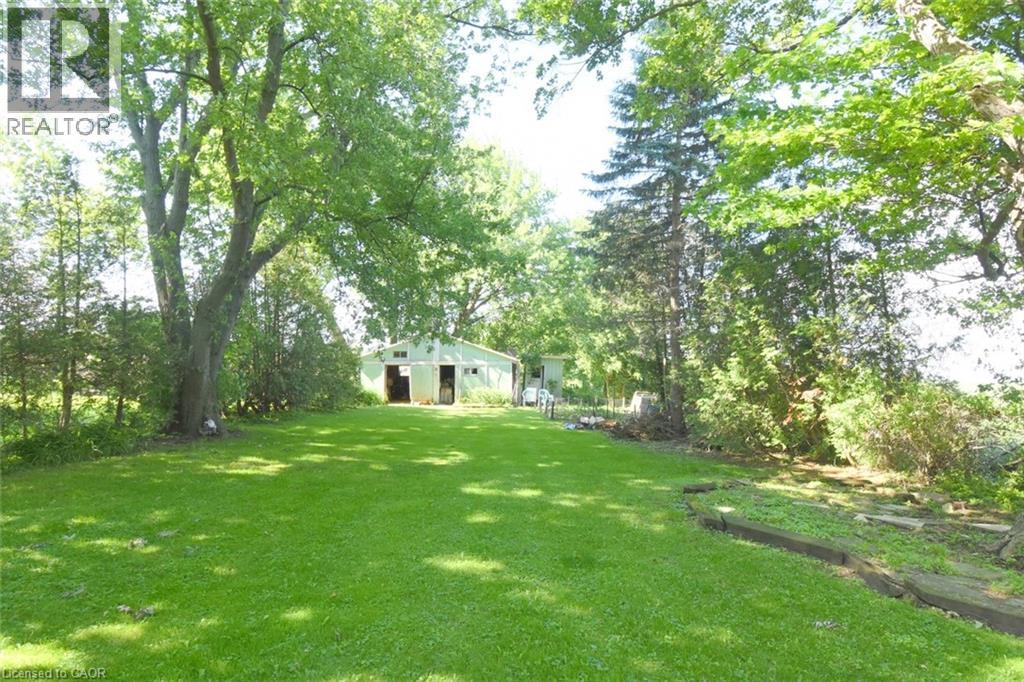 7381 Airport Road E Property Photo 28