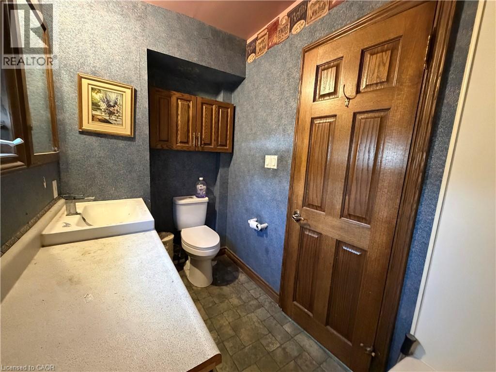811 Sawmill Road Property Photo 14