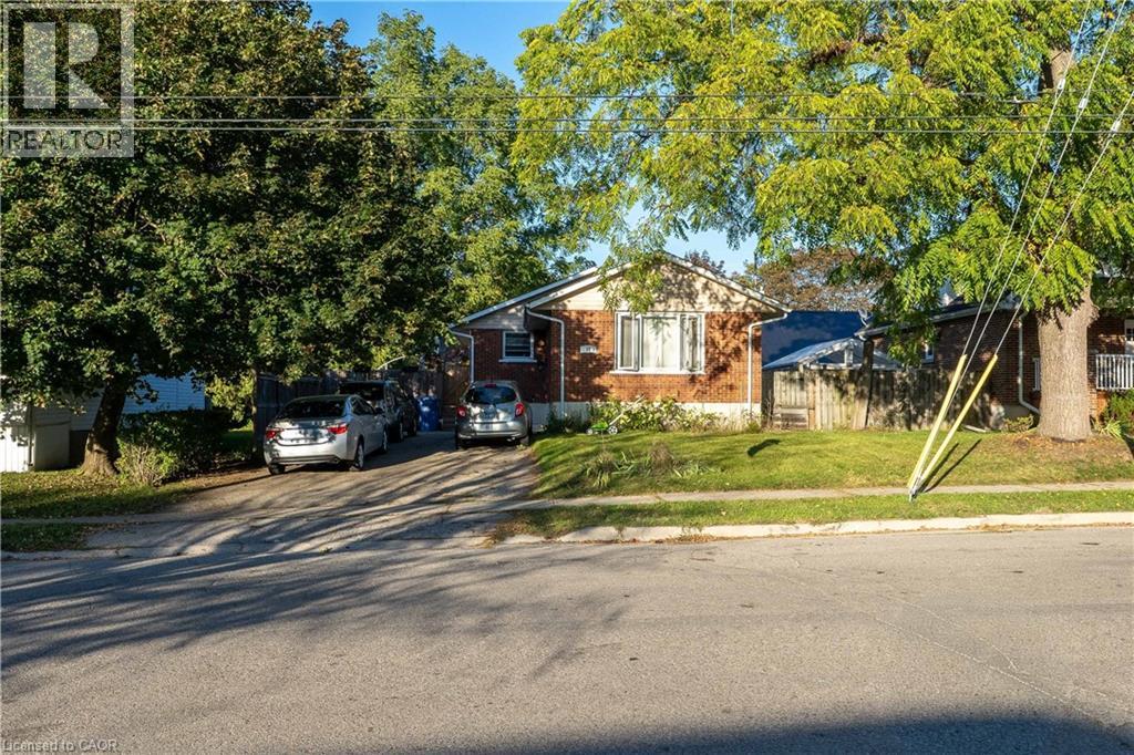 41 ALMA Street N Property Photo 1