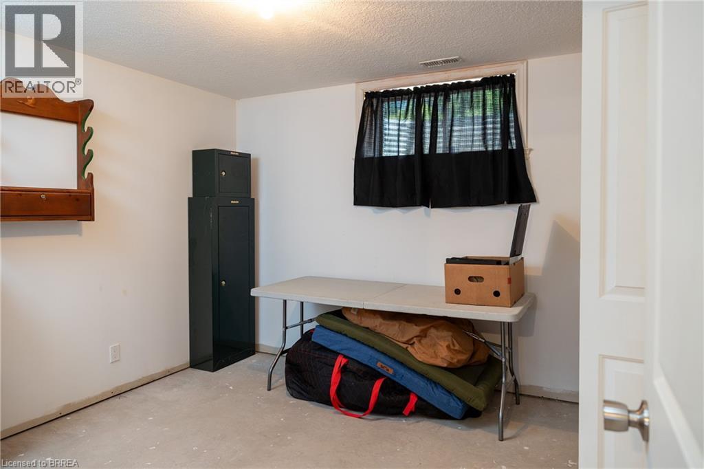 1827 Windham Road 3 Property Photo 31