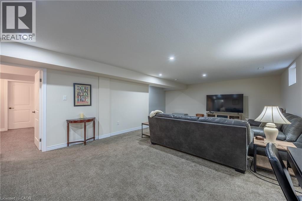86 Regatta Drive Property Photo 21
