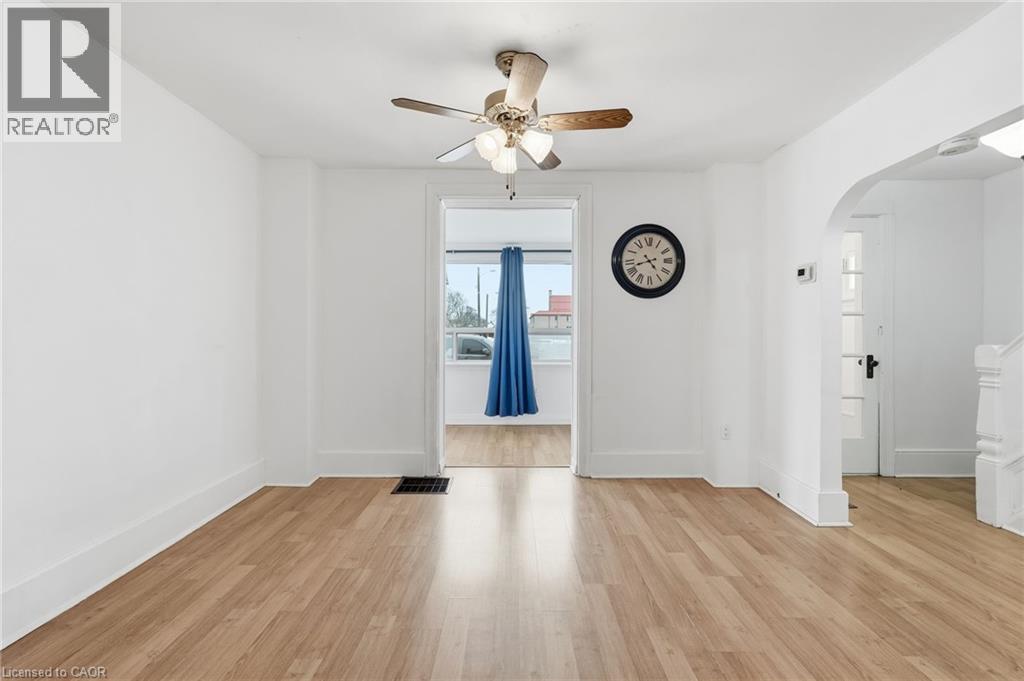 20 York Street Property Photo 9