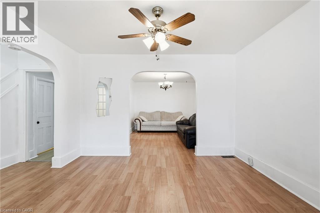 20 York Street Property Photo 12