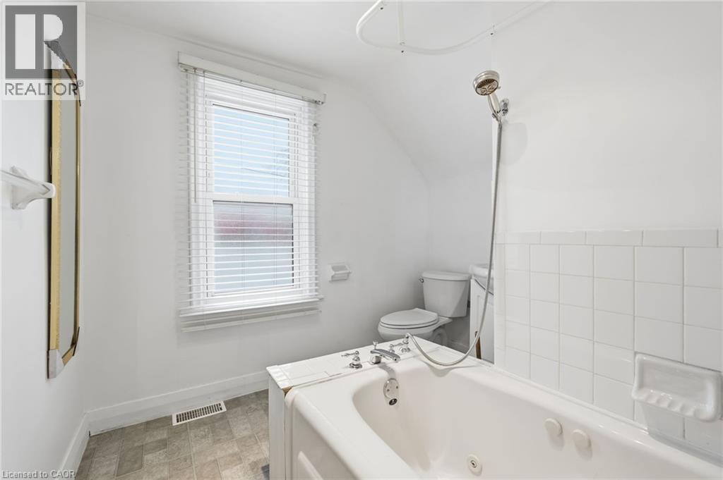 20 York Street Property Photo 33