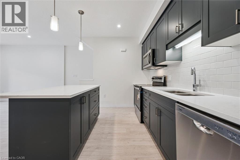 525 Erinbrook Drive Unit# C052 Property Photo 17