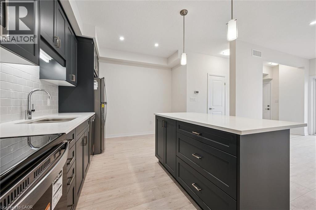 525 Erinbrook Drive Unit# C052 Property Photo 20
