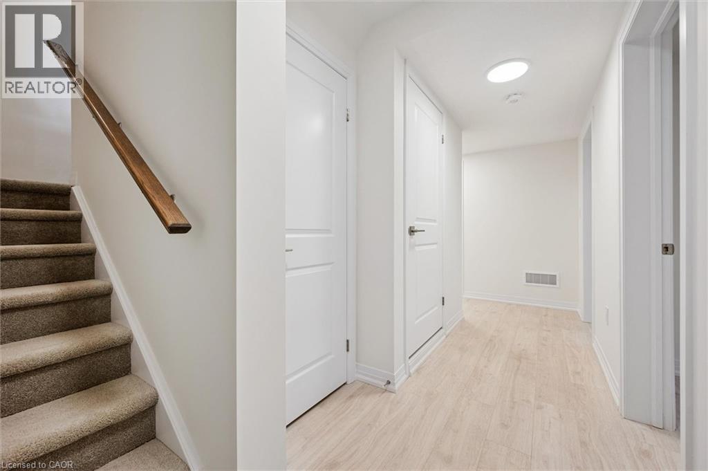 525 Erinbrook Drive Unit# C052 Property Photo 23