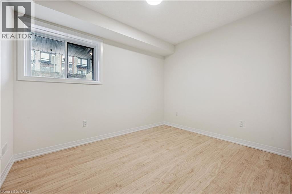 525 Erinbrook Drive Unit# C052 Property Photo 25