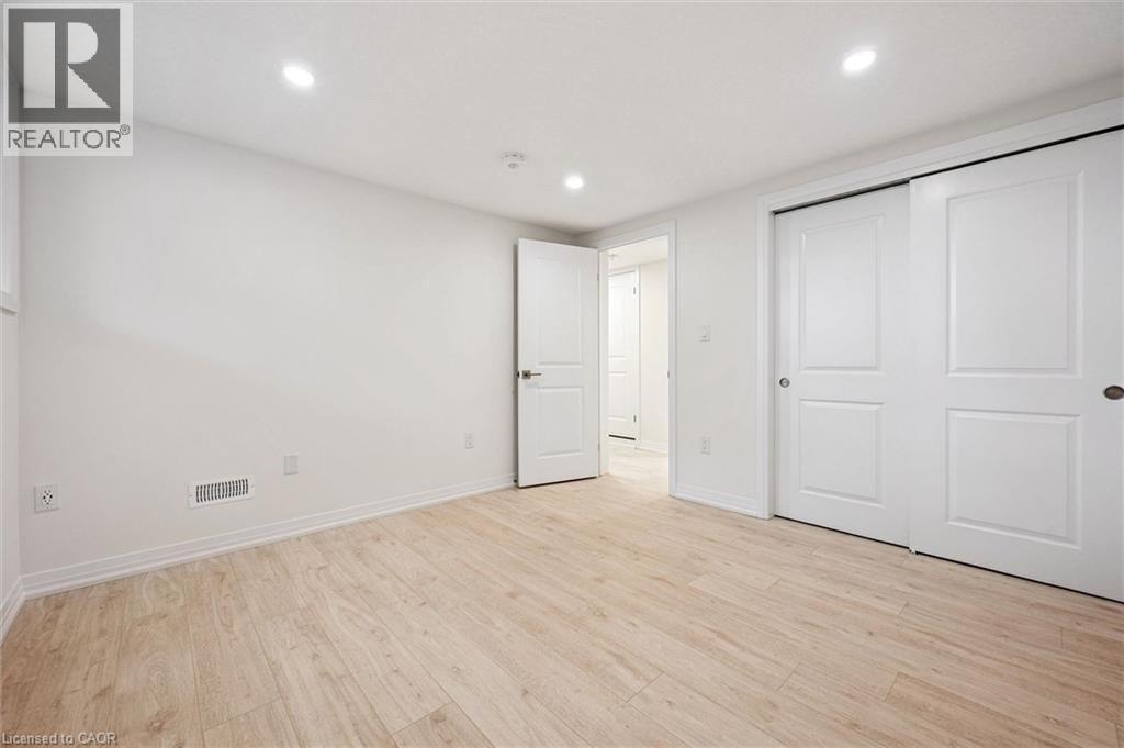 525 Erinbrook Drive Unit# C052 Property Photo 29