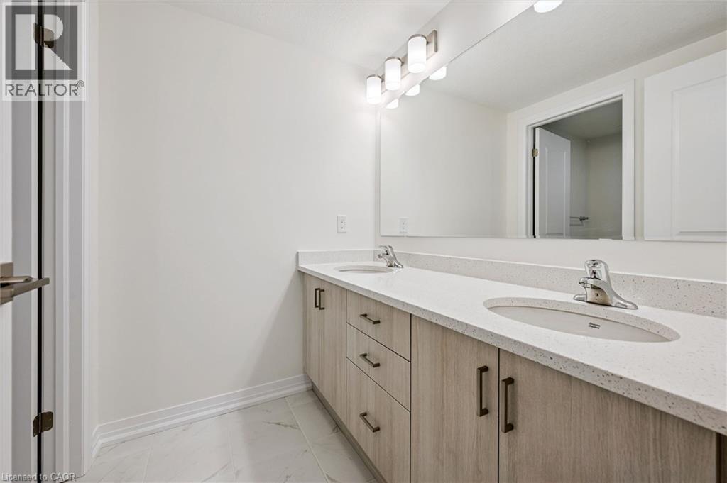 525 Erinbrook Drive Unit# C052 Property Photo 32