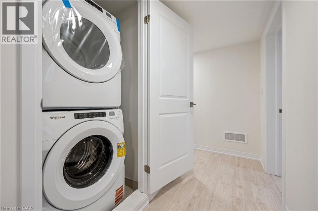 525 Erinbrook Drive Unit# C052 Property Photo 34