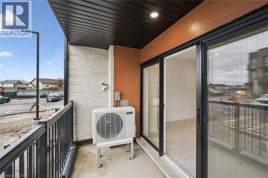 525 Erinbrook Drive Unit# C052 Property Photo 35