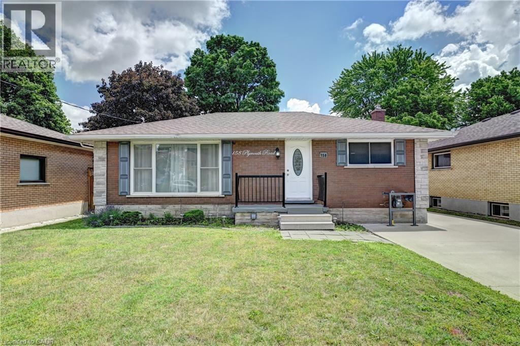 158 Plymouth Road Property Photo 2