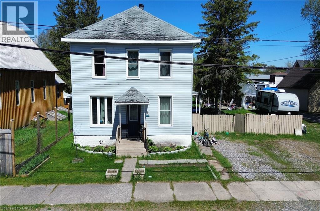 8 NELSON Street Property Photo 1