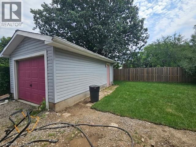 93 Howard Avenue Property Photo 5