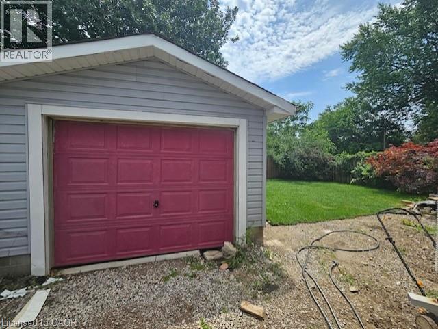 93 Howard Avenue Property Photo 6