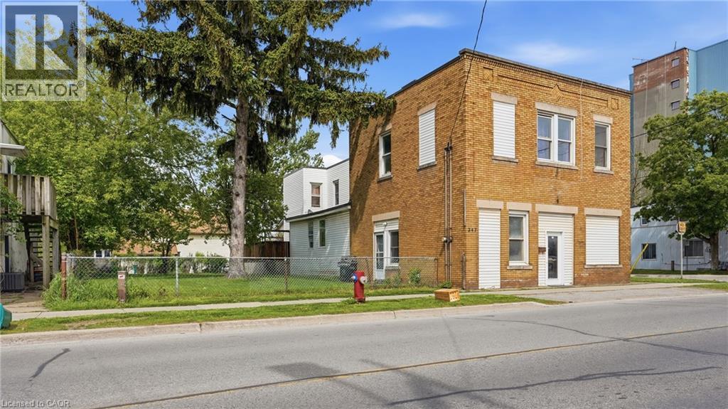 247 King Street Property Photo 3