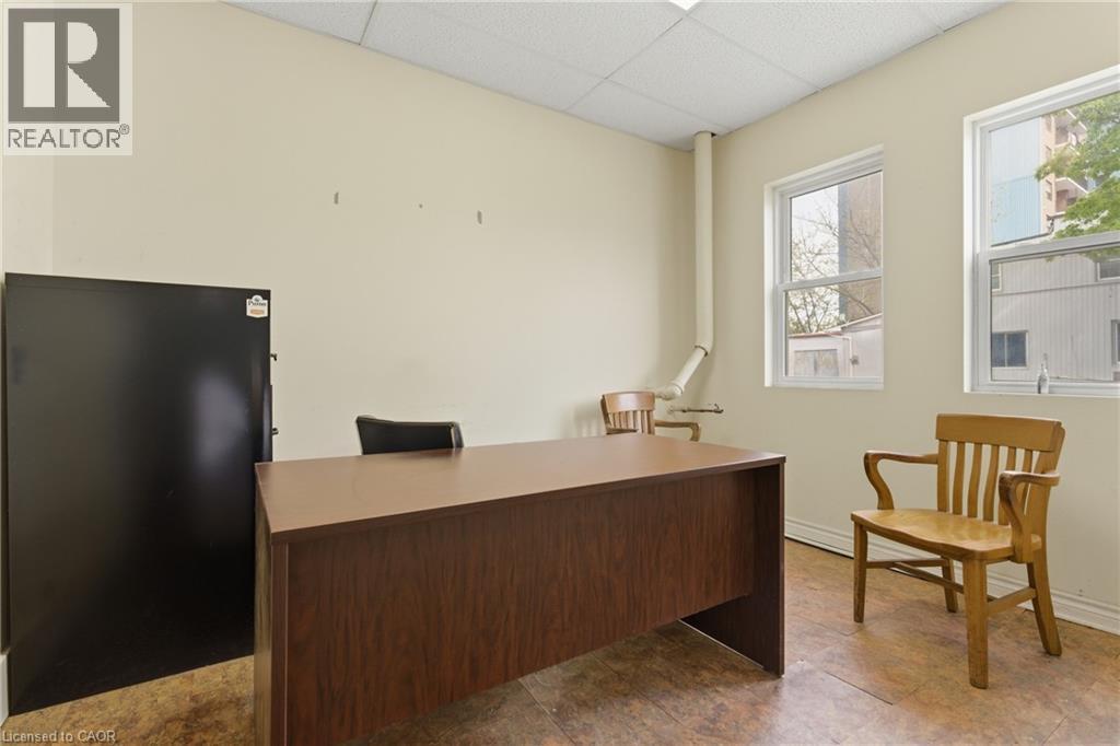 247 King Street Property Photo 6