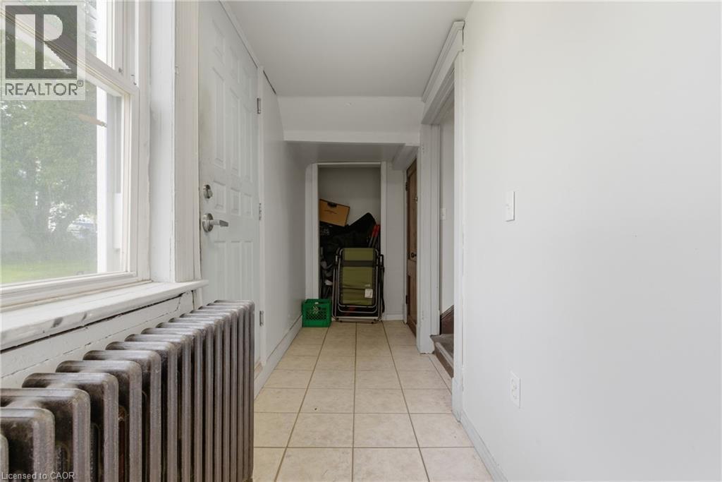 247 King Street Property Photo 10