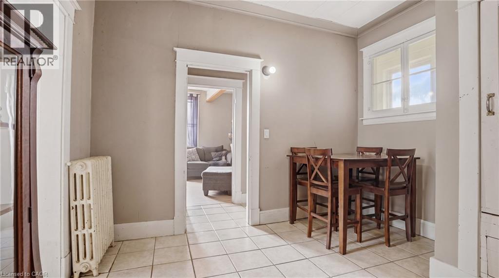 247 King Street Property Photo 15