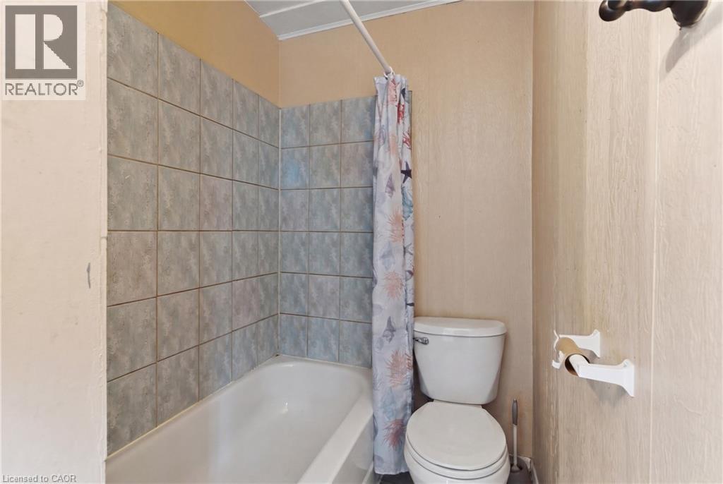 247 King Street Property Photo 20