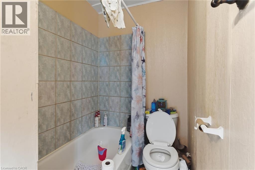 247 King Street Property Photo 26