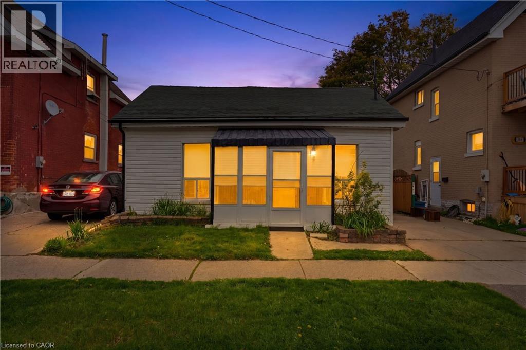 291 Park Avenue Property Photo 1