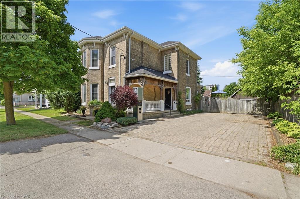 86 OAK Street